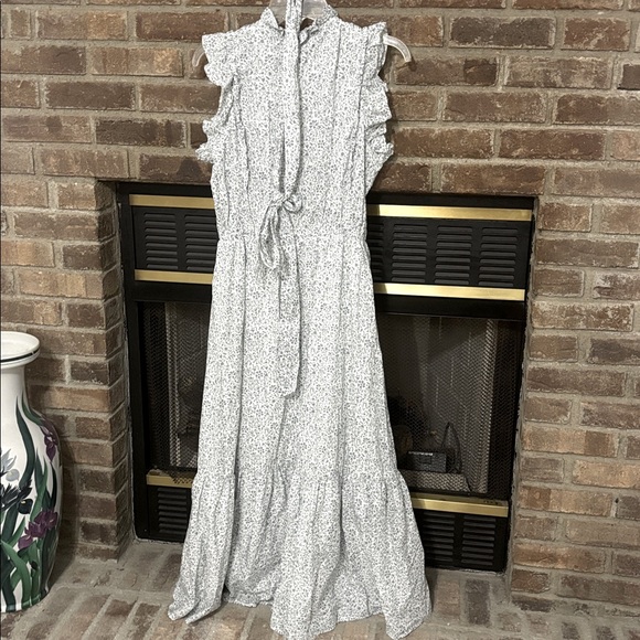 Outerknown Canyon Cotton Floral Maxi Size M Blue White Ditzy Tiered Dress Size M - Picture 5 of 13